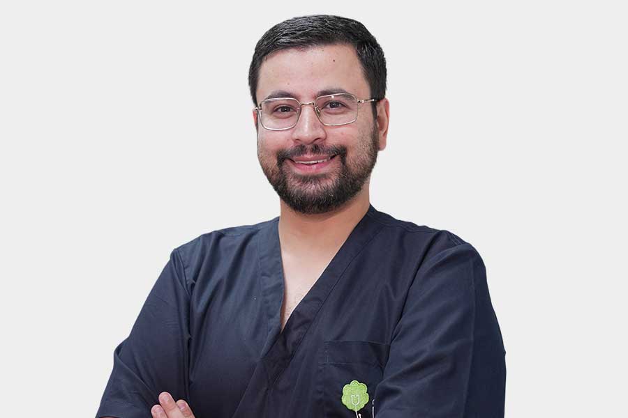 د.عمرو وصفي