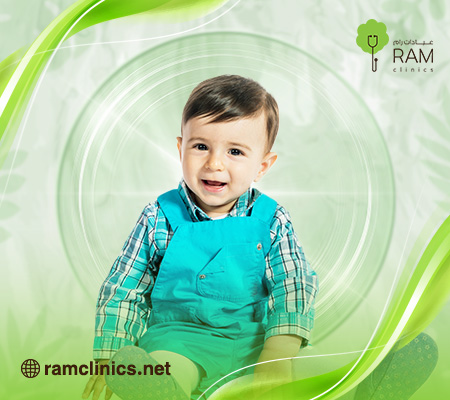 لون عيون الطفل