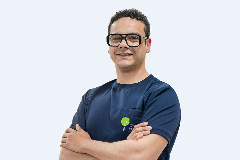 Dr.Ahmad Sadeq
