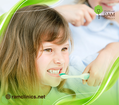 تنظيف-اسنان-الاطفال